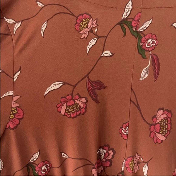 ELOQUII Elements Balloon
Sleeve Dress size 14/16 ~ NWT - Picture 3 of 5